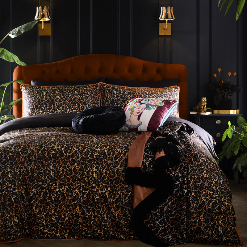 Laurence Llewelyn-Bowen Roxy Leopard Print Duvet Cover Set Black, Super King Bed (260 x 220 cm)
