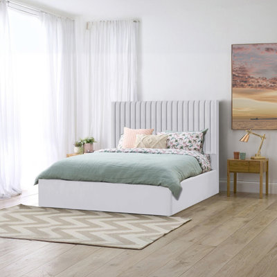 Leopoldine Upholstered Bed