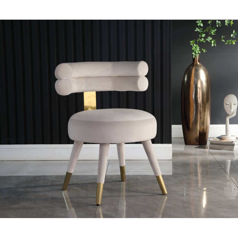 Chaise d'appoint rembourrée en velours Reimers, Velours crème