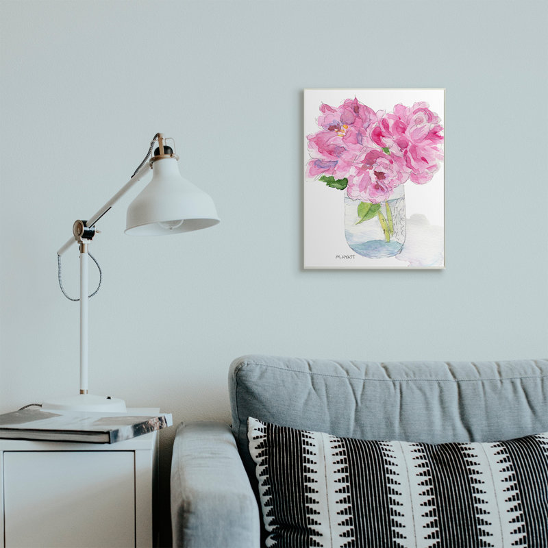 Pivoines roses en pot de conserve classique, H 19 po x l 13 po, Plaque de bois