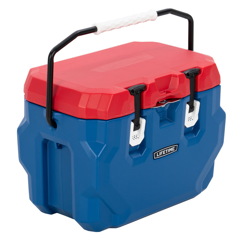 28 Quart Cooler (Patriot Theme)