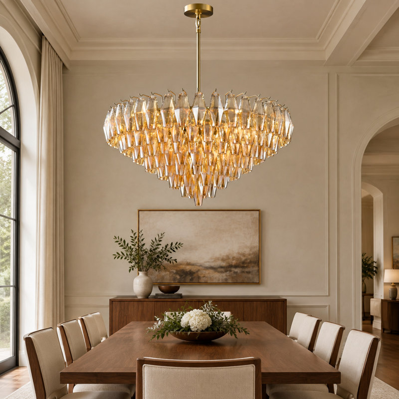 Lustre à 12 lumières étagées de 94 cm (37 po), doré