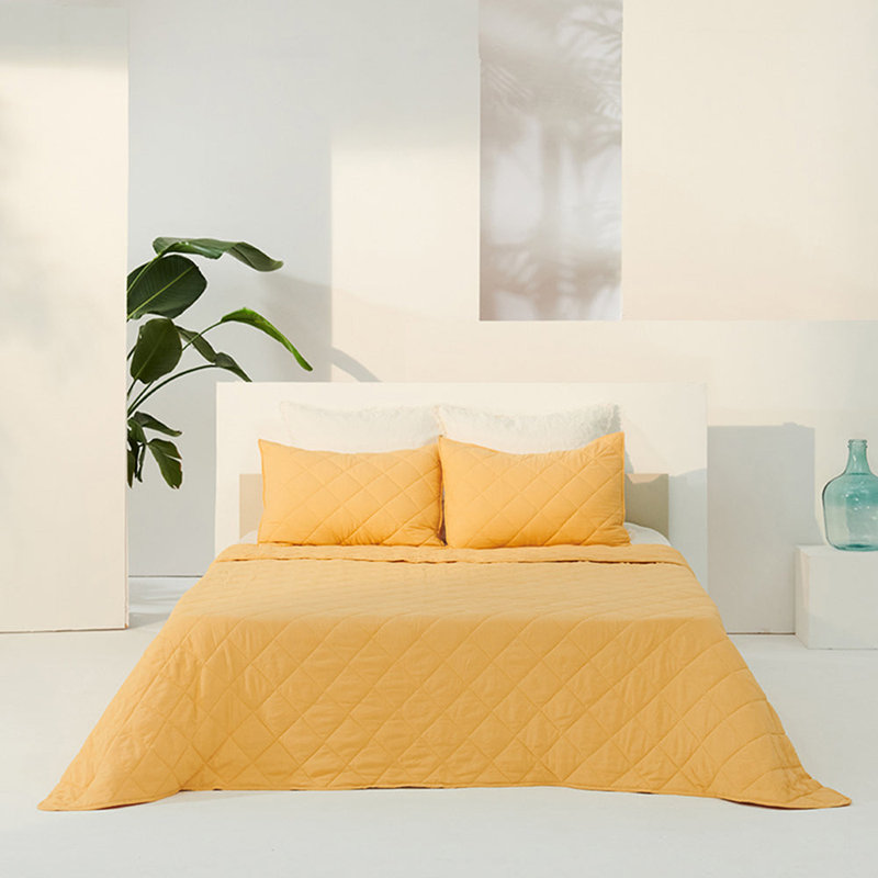 Ensemble de courtepointe en microfibre 3 pièces Mcmakin, Brouillard jaune, Courtepointe pour lit simple + 1 taie décorative 