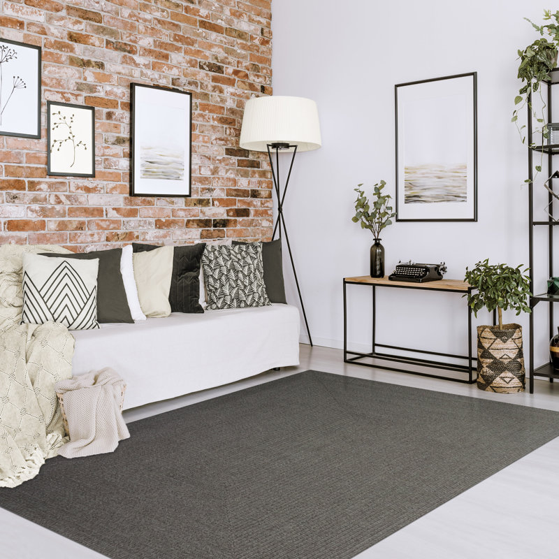 Neufeld Indoor / Outdoor Rug, Rectangle 5' x 8'