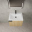 Meuble-lavabo robuste avec rangement spacieux et portes à fermeture douce pour une salle de bain élégante et fonctionnelle