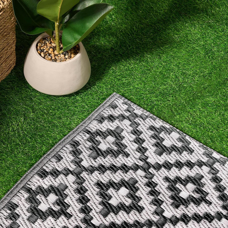 Machine Braided 160cm X 160cm Indoor / Outdoor Area Rug