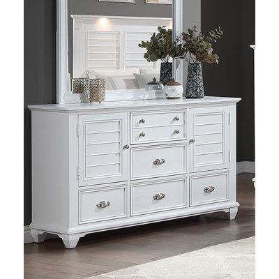 61.4" W DRESSER, WHITE