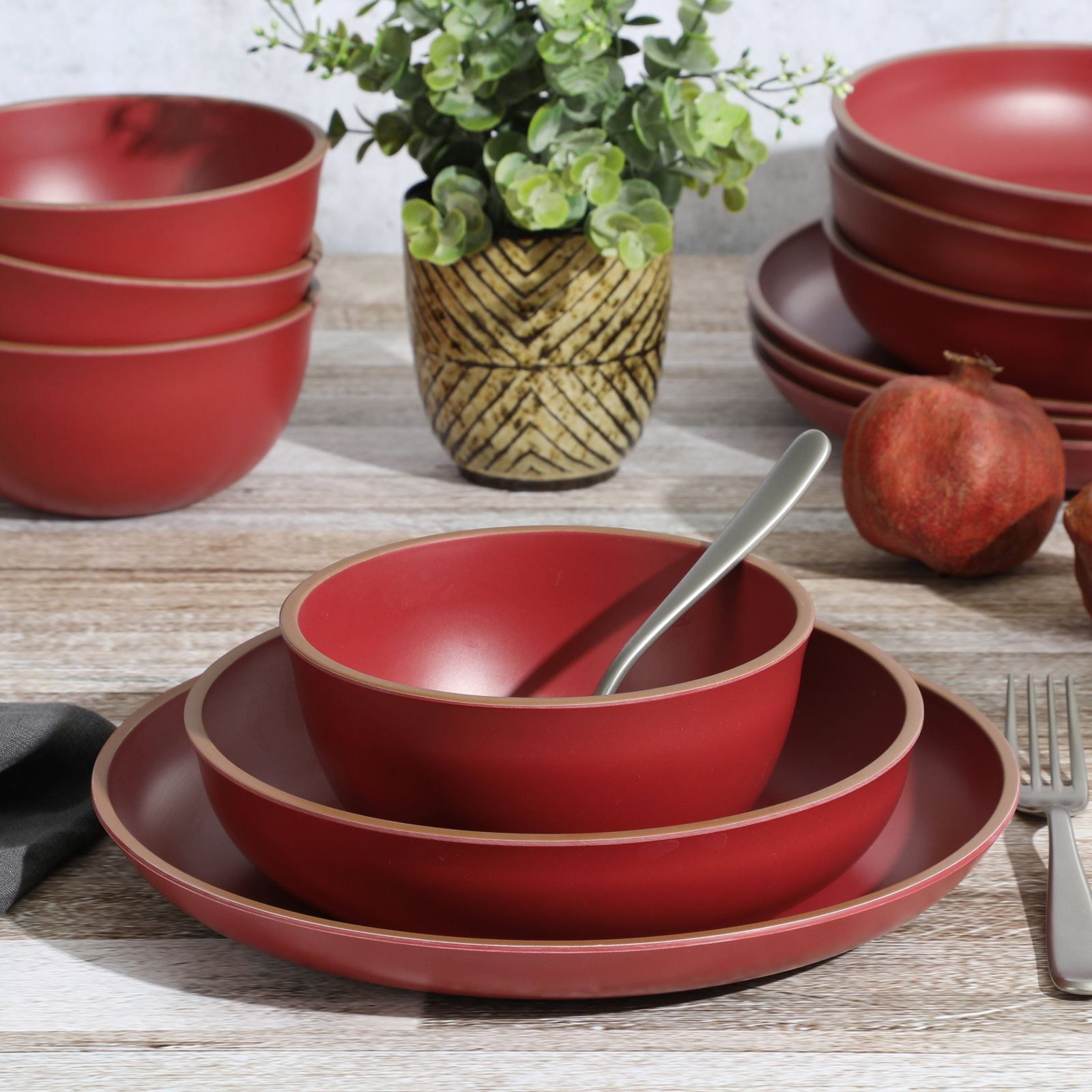 Rockabye Dinnerware Set, Red