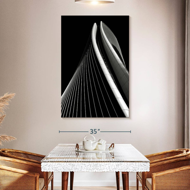 Lilie Curvy Skyscraper, 51" H x 34" W