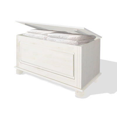 Farley Blanket Chest