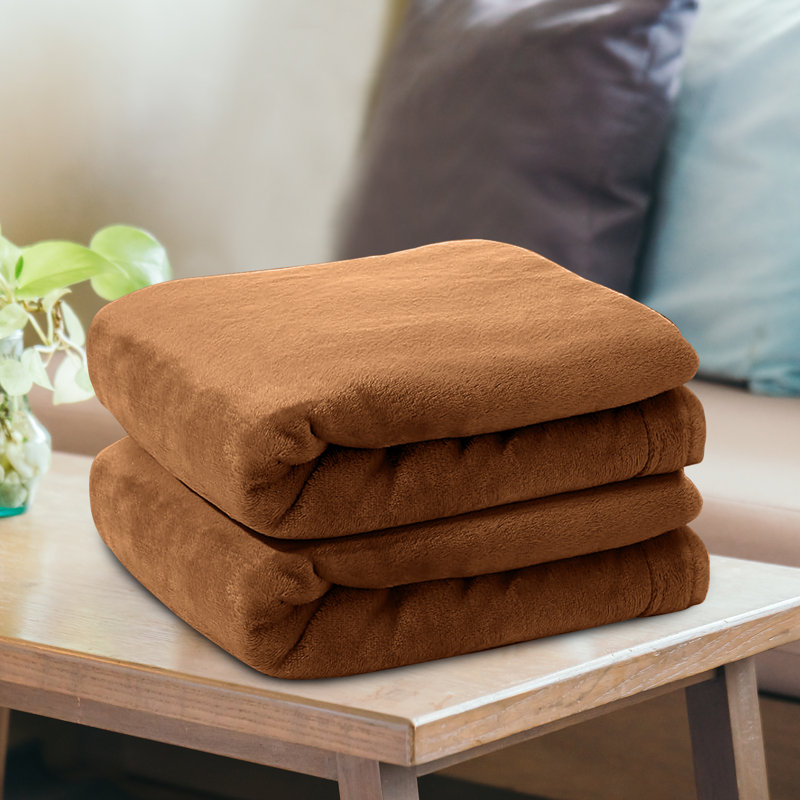 Plush Mink Fleece Blanket – Ultra-Soft, Lightweight Throw For All Seasons, Camel, 130cm x 150cm