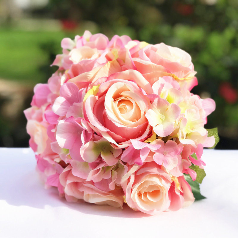 Agencement floral artificiel roses et hortensias, Rose / Jaune