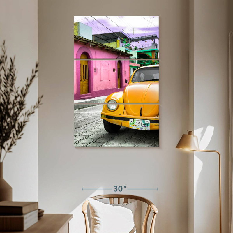 Yellow VW Beetle Car, H 65 po x l 42 po