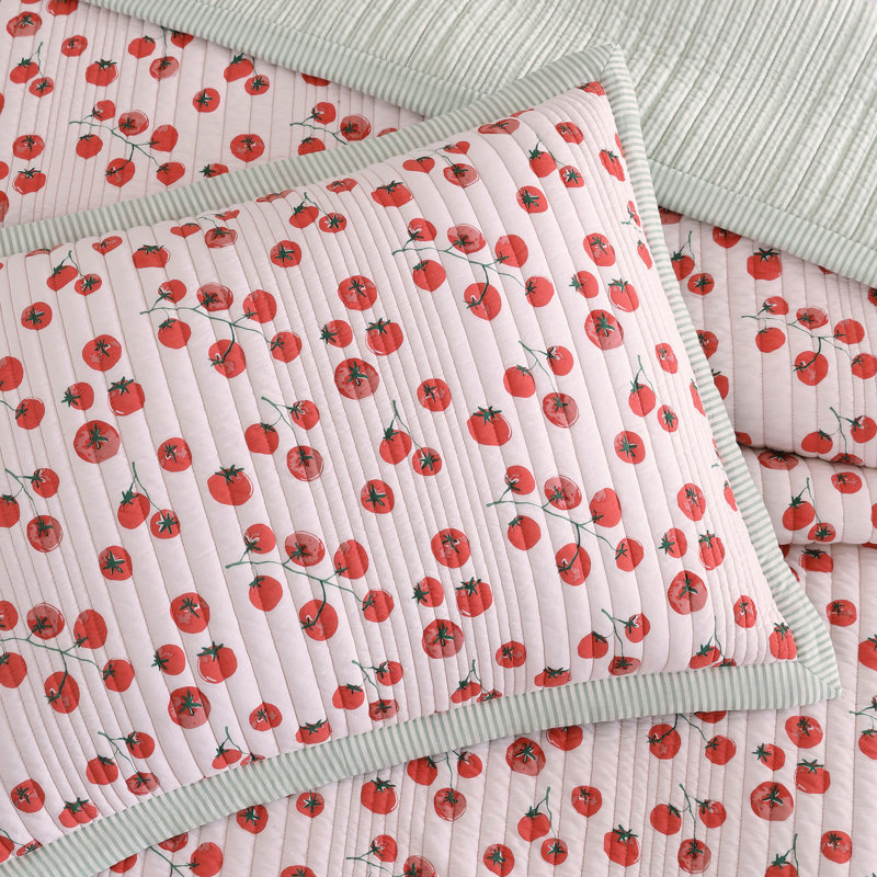 Twin Reversible Red Cotton Tomato Pattern Quilt Set