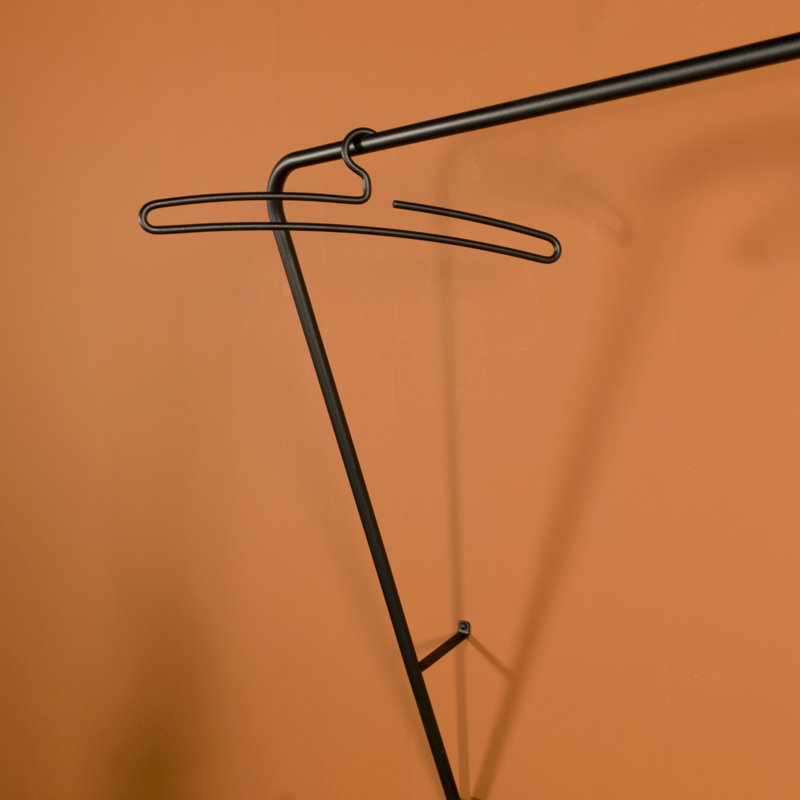 Howerton Metal Standard Hanger for Suit/Coat, Black