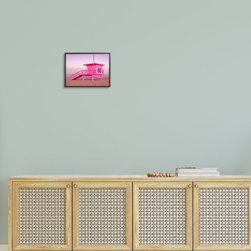Photographie d'une cabane de plage rose, Giclée encadrée noir minuit, H 11 po x l 14 po x P 1,5 po