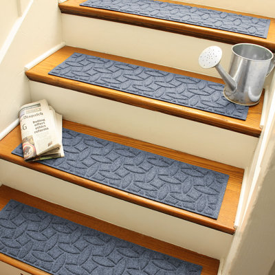 WaterHog® Elipse 8.5 in. x 30 in. Indoor Outdoor Stair Treads Set/4