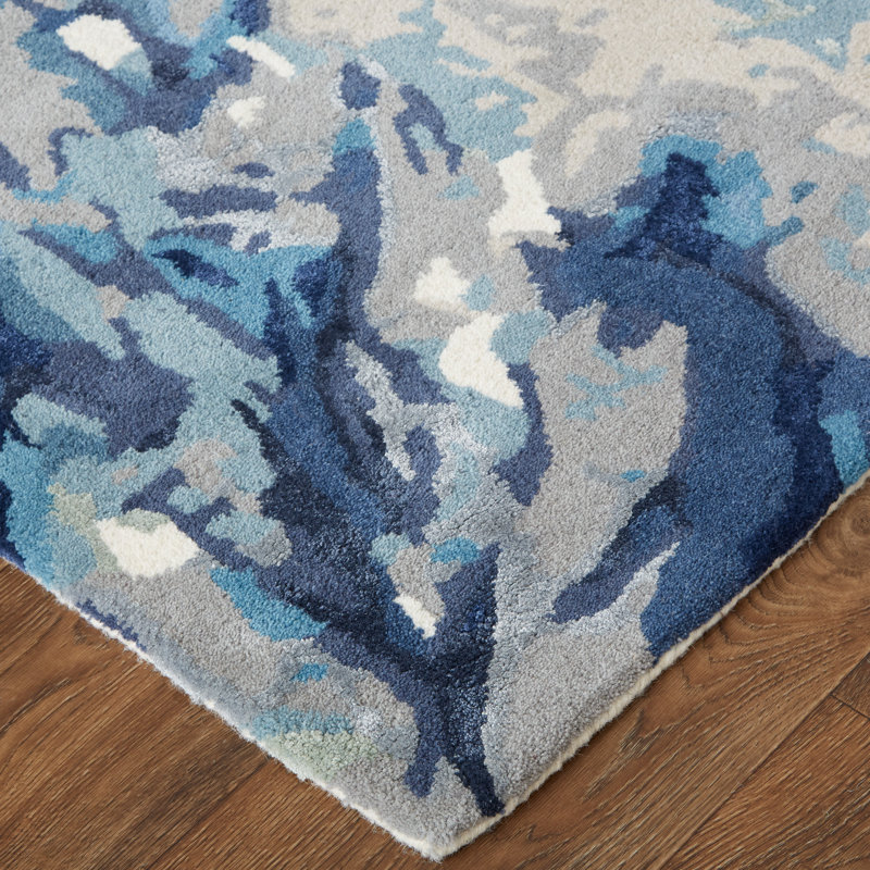 Floral Area Rug in Blue, Rectangle 3'6" x 5'6"