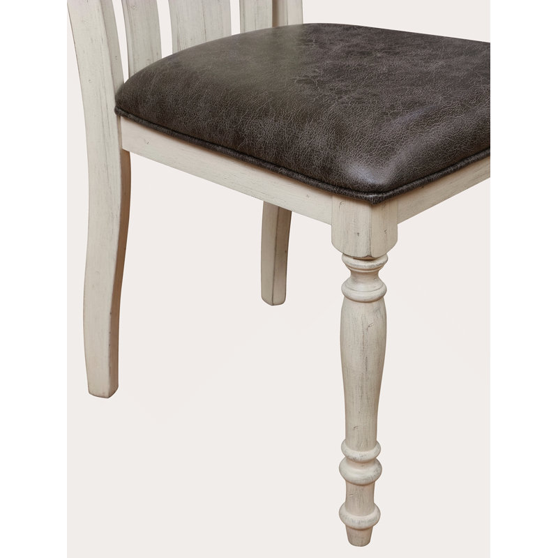 Ensemble de 2 chaises en chêne patiné