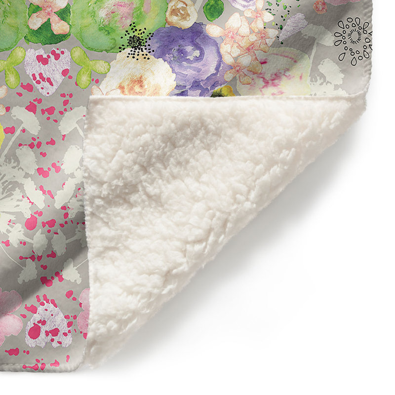 Couverture de sherpa griege doux à fleurs romantiques, l 51 po x L 60 po