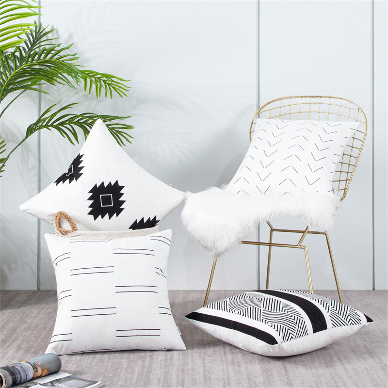 Lendsey Outdoor Square Pillow Cover, Black/White