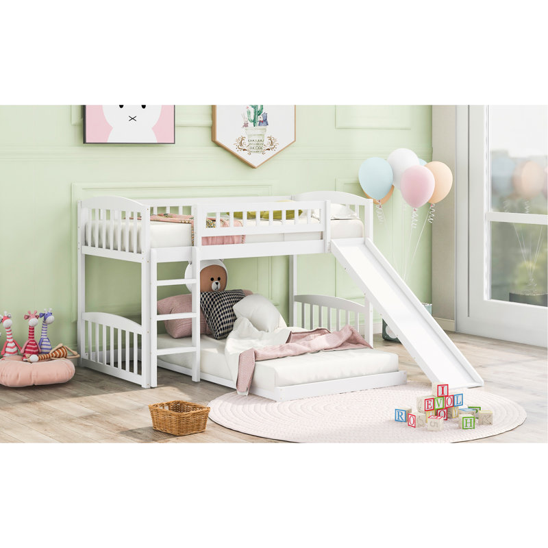 Lit simple superposé au-dessus en blanc, équipé d'une glissade et réversible, structure en pin massif, peu encombrant pour les chambres à coucher à la maison, caractéristiques de style gris, 18 lattes de support, construction latérale blanche réglable