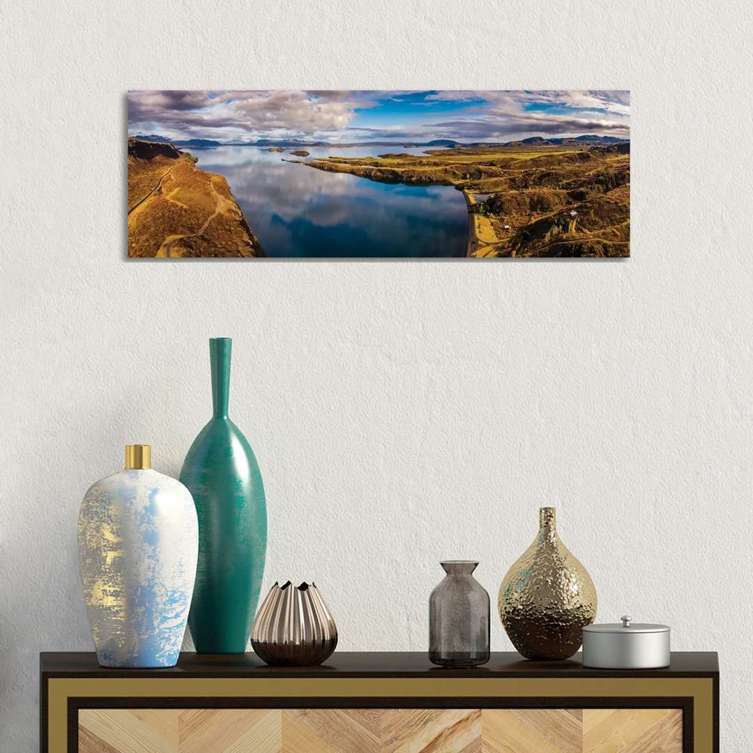 Lake Thingvellir, Thingvellir National Park, Iceland 1PC3