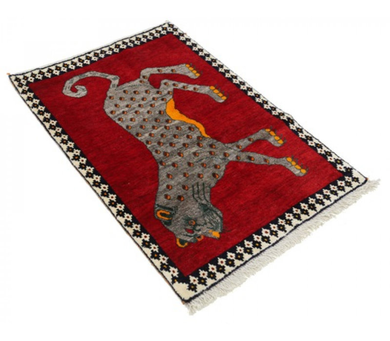 Tapis rouge en laine d'agneau 2 pi 9 po x 4 pi 3 po Merill