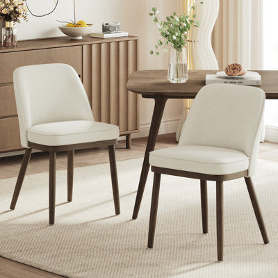 Chaise rembourrée en bois massif