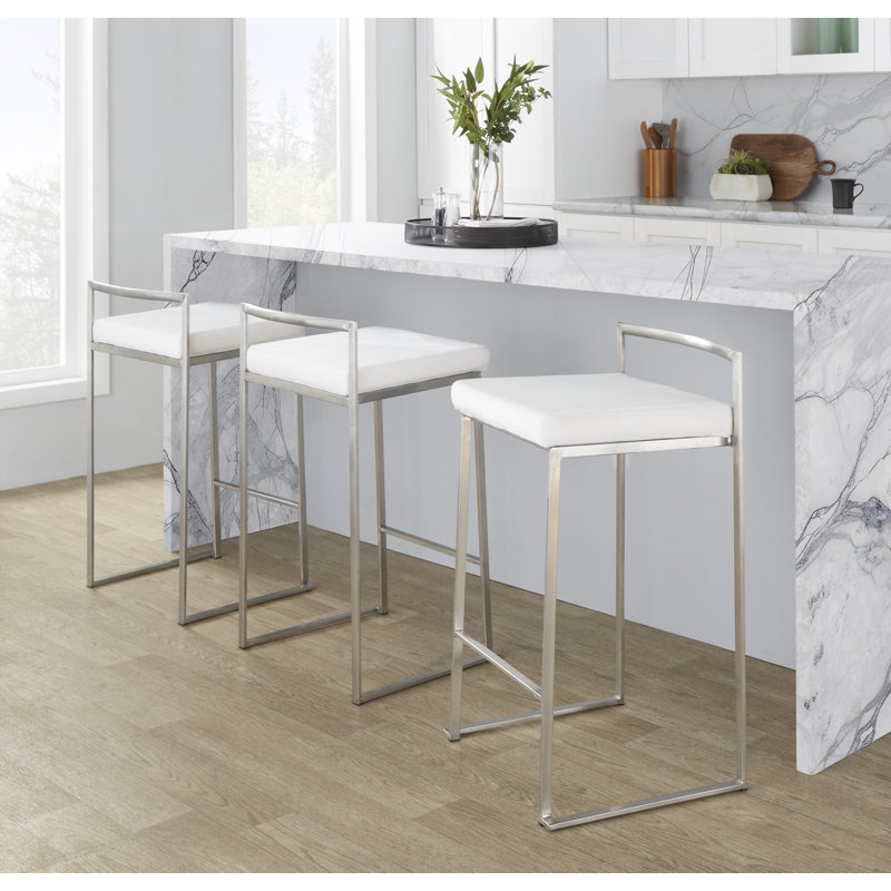 Tabouret de bar et de comptoir empilable Brieon (ensemble de 3), Tabouret de comptoir (siège d'une hauteur de 27 p