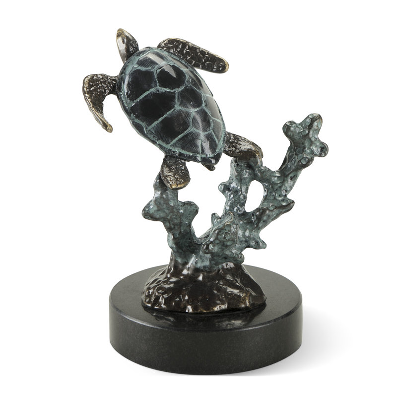Tortue de mer en solo