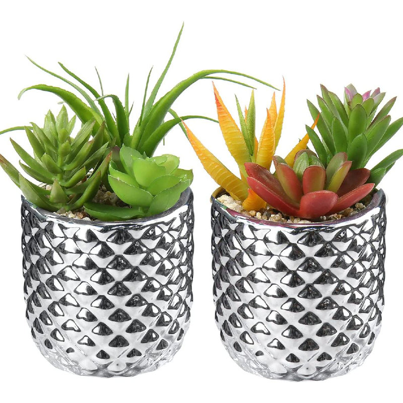 Metal Paper Towel Holder