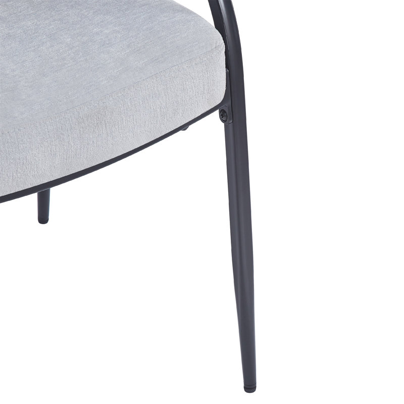 Chaises de salle à manger rembourrées confortables avec des pieds en métal robustes, un ensemble de deux pour rehausser votre expérience culinaire