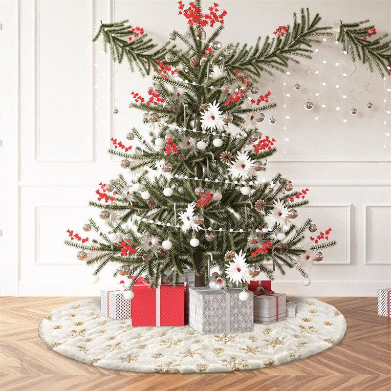 Calderwood Tree Skirt
