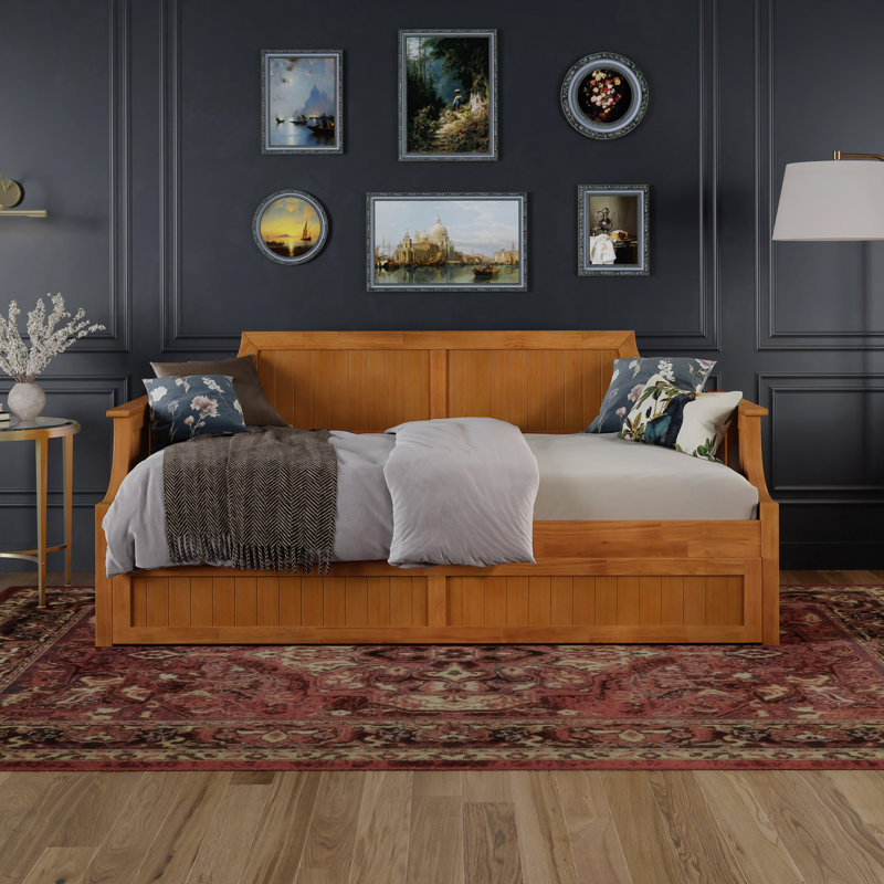 Antavious Coastal Cottage Solid Wood Twin Daybed with Twin Trundle, Light Toffee