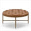Table basse avec repose-pieds capitonné 36 po avec base en métal martelé