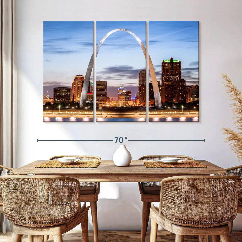 Iconic Gateway Arch, 42" H x 65" W