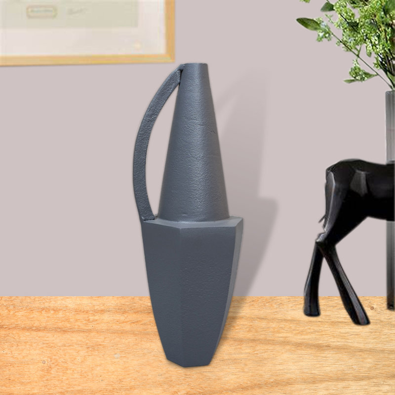 Vase de table en métal Alyia, gris, H 12 po x l 2 po x P 2 po