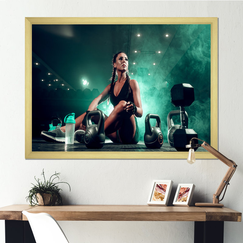 Chery - Aérobie et musculation, salon d'art mural_106271, H 34 po x l 44 po x P 1,5 po, Impression dorée sur toile encadrée