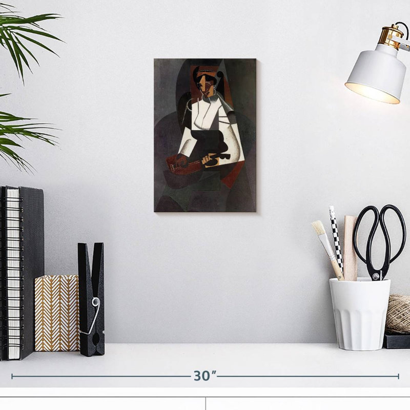Femme à la mandoline, H 12 po x l 8 po