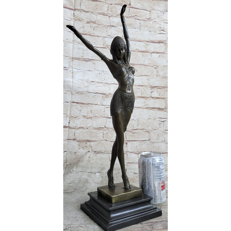 Figurines et sculptures Yamilee