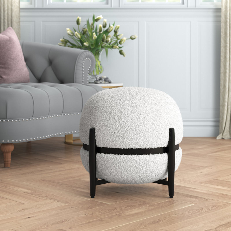 Asger - Repose-pieds en sherpa blanc contemporain