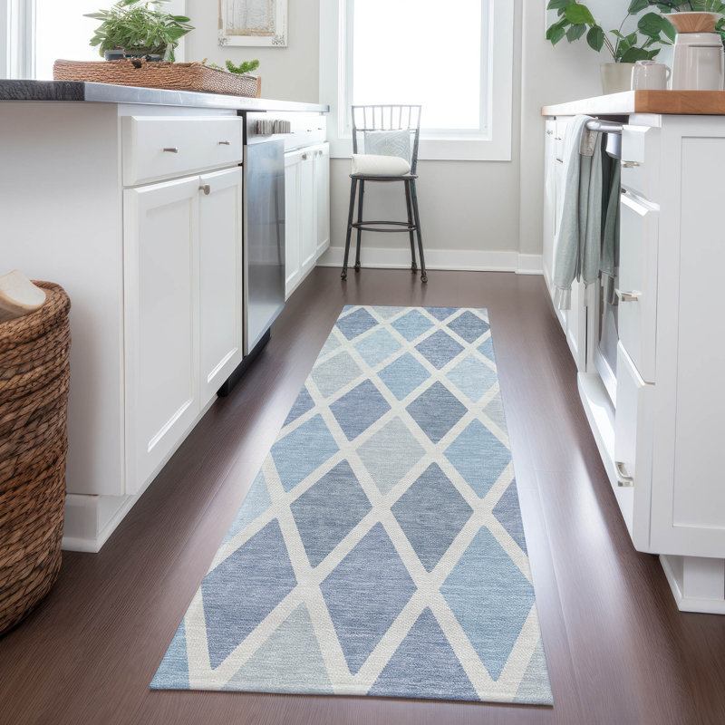 Maliana Washable Geometric Indoor / Outdoor Rug, Runner 2'3" x 7'6"
