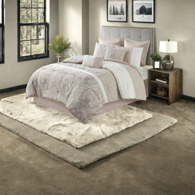 Ensembles de literie élégants et confortables, polyester hypoallergénique, style transitionnel pour la chambre principale