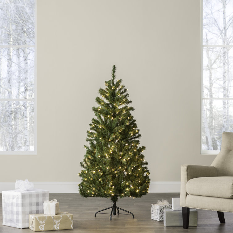 Laroche Norwood Fir Green Spruce Christmas Tree with Lights