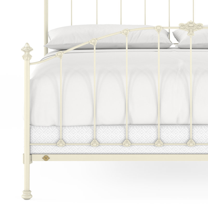 171 Country French Bed | Complete Standard, King, Gloss Off-White