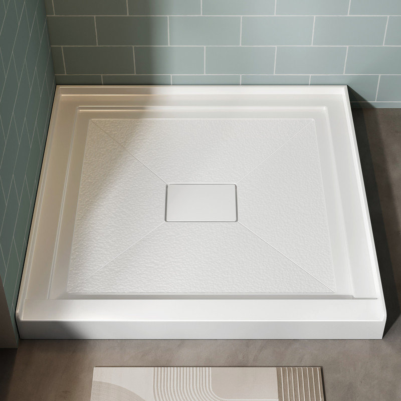 Base de douche en acrylique blanc 36 po x 36 po VEVOR, drain central, surface antidérapante, seuil bas de 3 3/4 po, conception de drainage incliné de type X, housse magnétique solide incluse