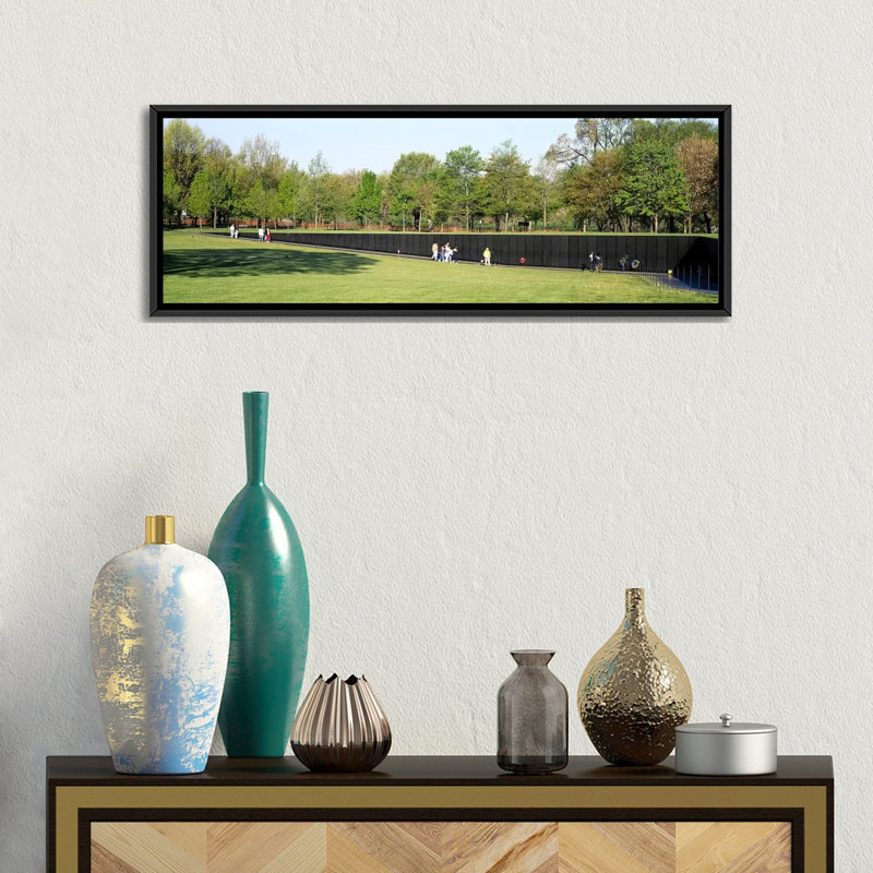 Reproduction de photo sur toile, H 12 po x l 36 po x P 1,5 po, Toile avec cadre noir