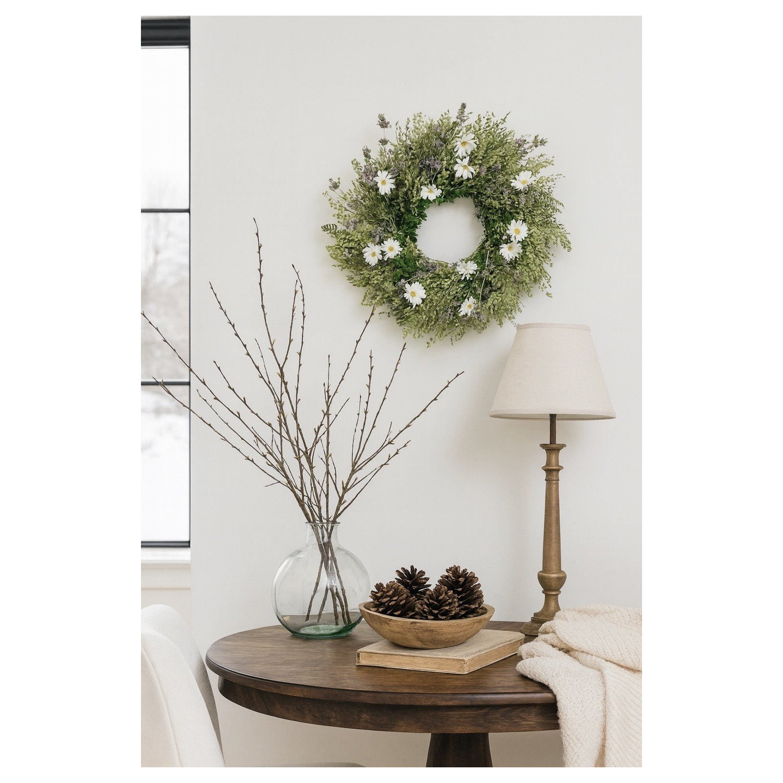 Dried Morning Daisies 22" Spring Wreath