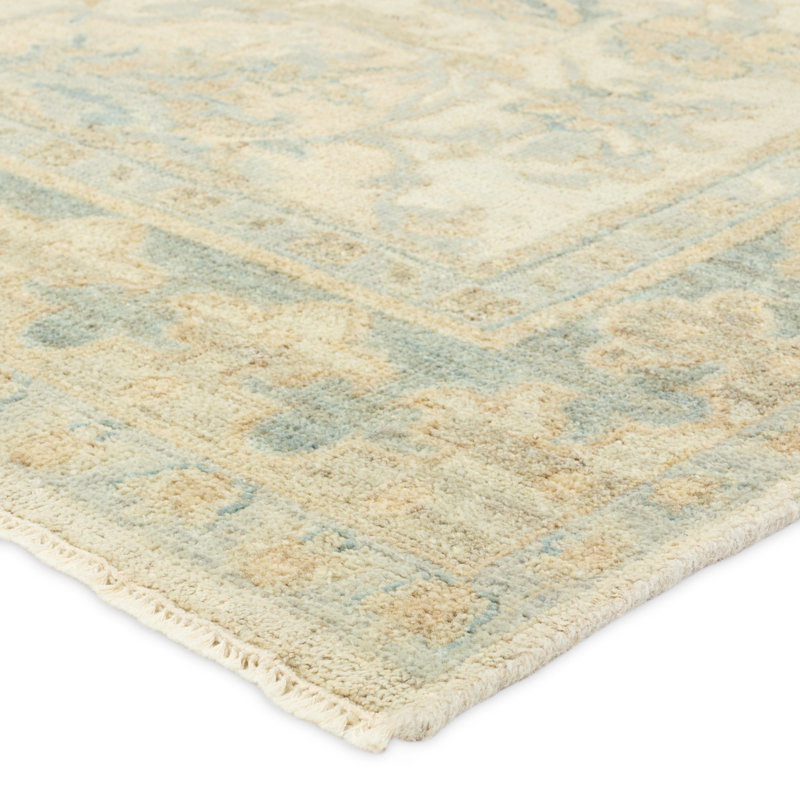 Jaipur Living Oriana DIO01 Handknotted Floral Ivory and Gray Area Rug (8'x10'), Rectangle 8' x 10'